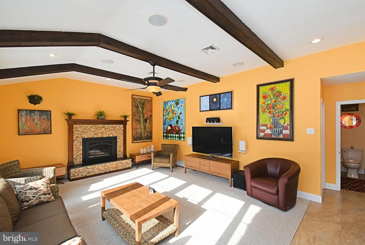 555 Saratoga Road photo 15