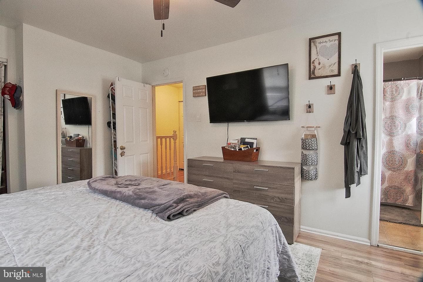 523 Village Lane photo 16