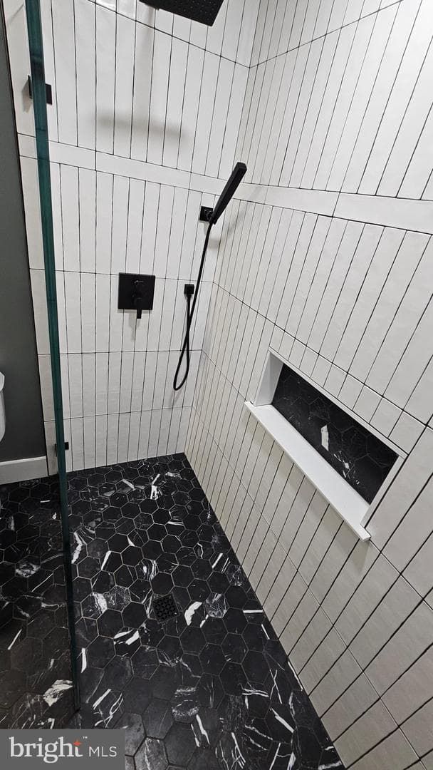 113 E Vine Street photo 24