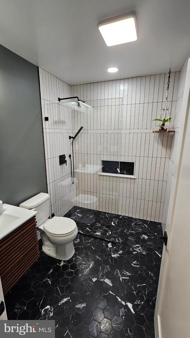 113 E Vine Street photo 25