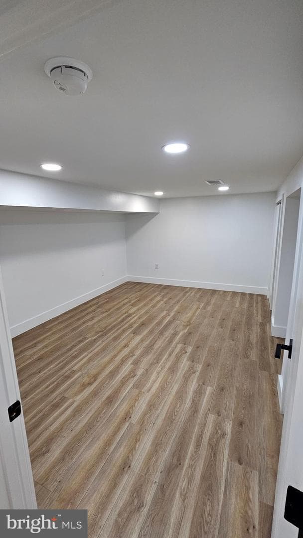 113 E Vine Street photo 38