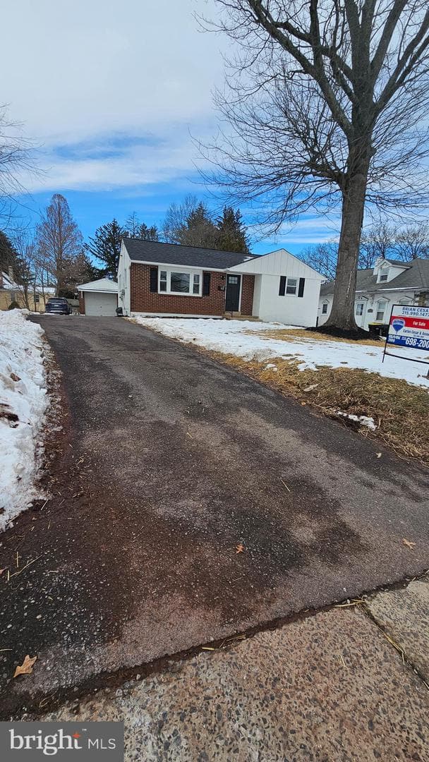 113 E Vine Street photo 49