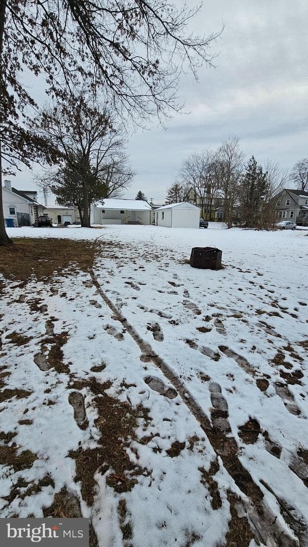 113 E Vine Street photo 52