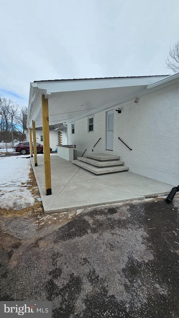 113 E Vine Street photo 58