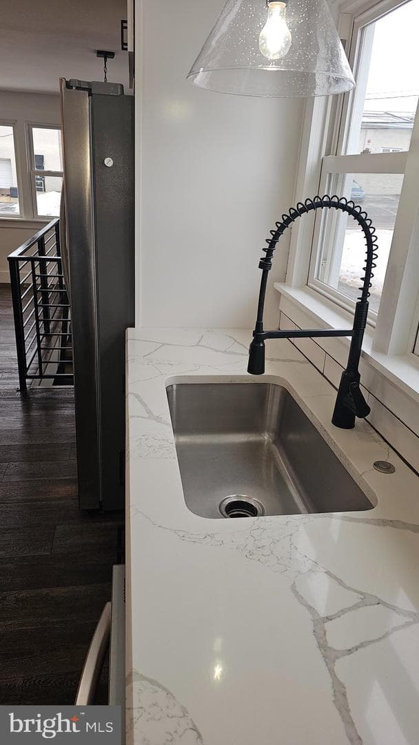 113 E Vine Street photo 8