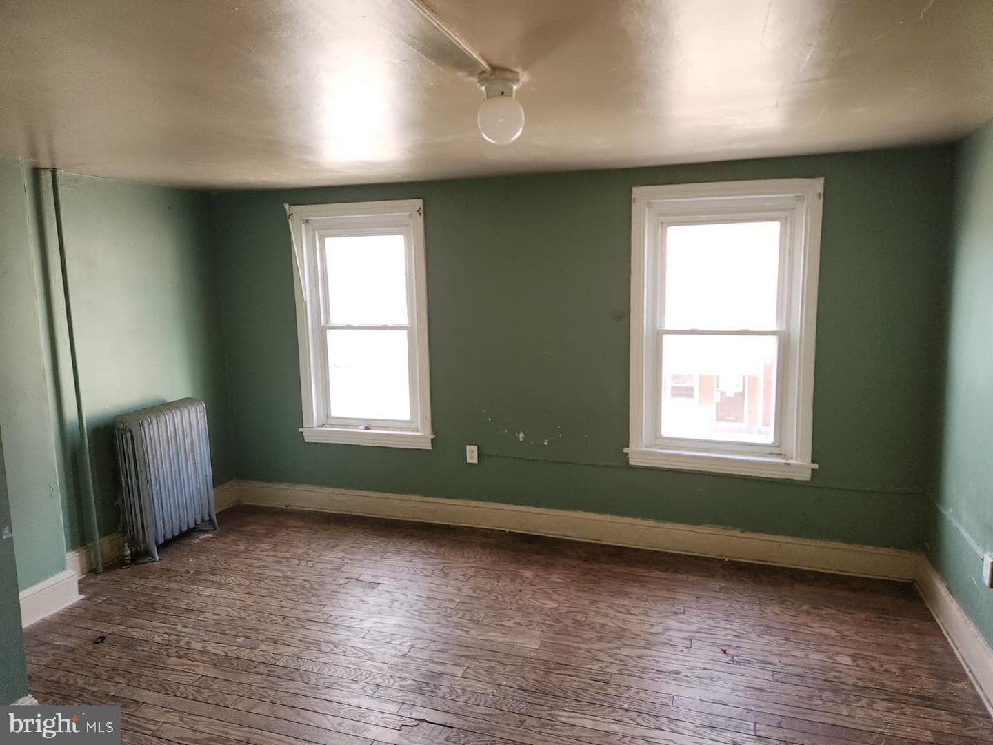 648 Kohn Street photo 29