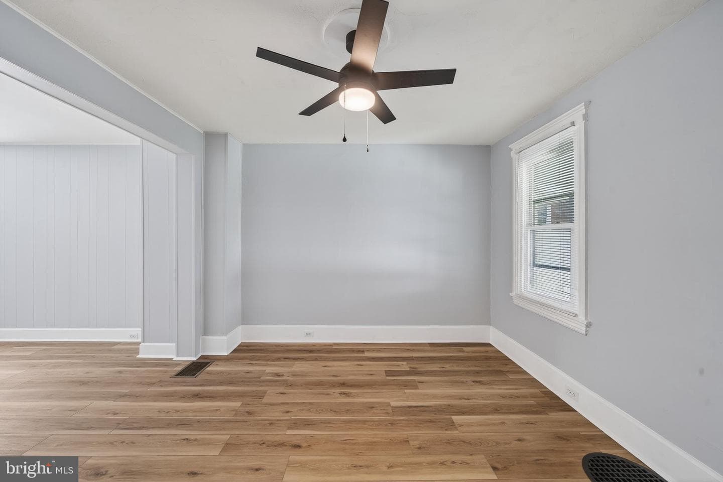 344 Lincoln Avenue photo 6