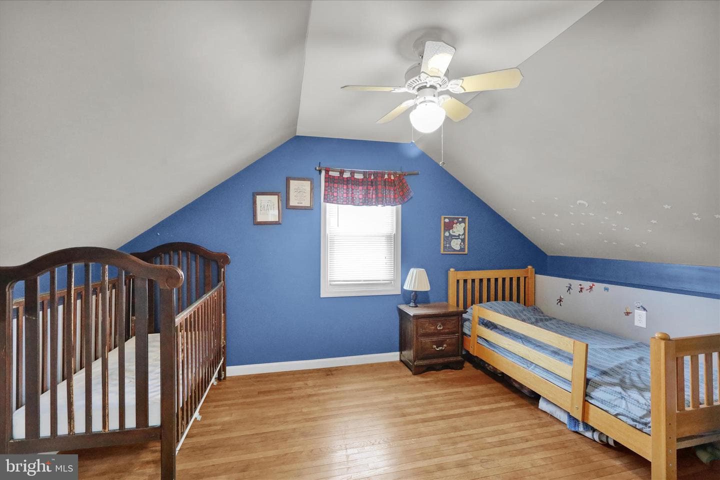 136 Reynolds Avenue photo 16