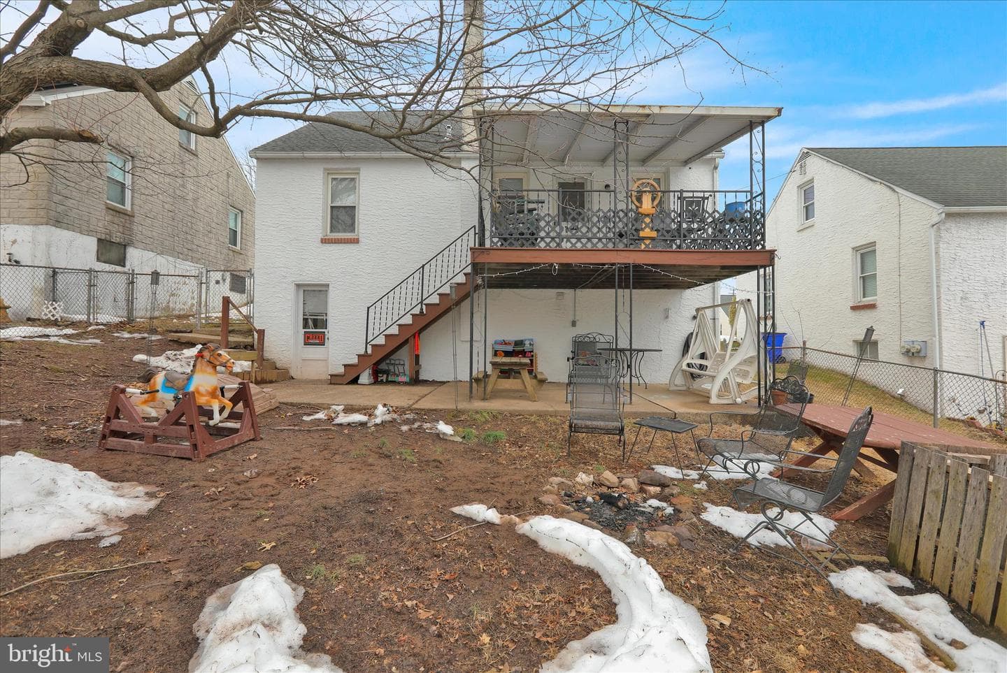 136 Reynolds Avenue photo 26