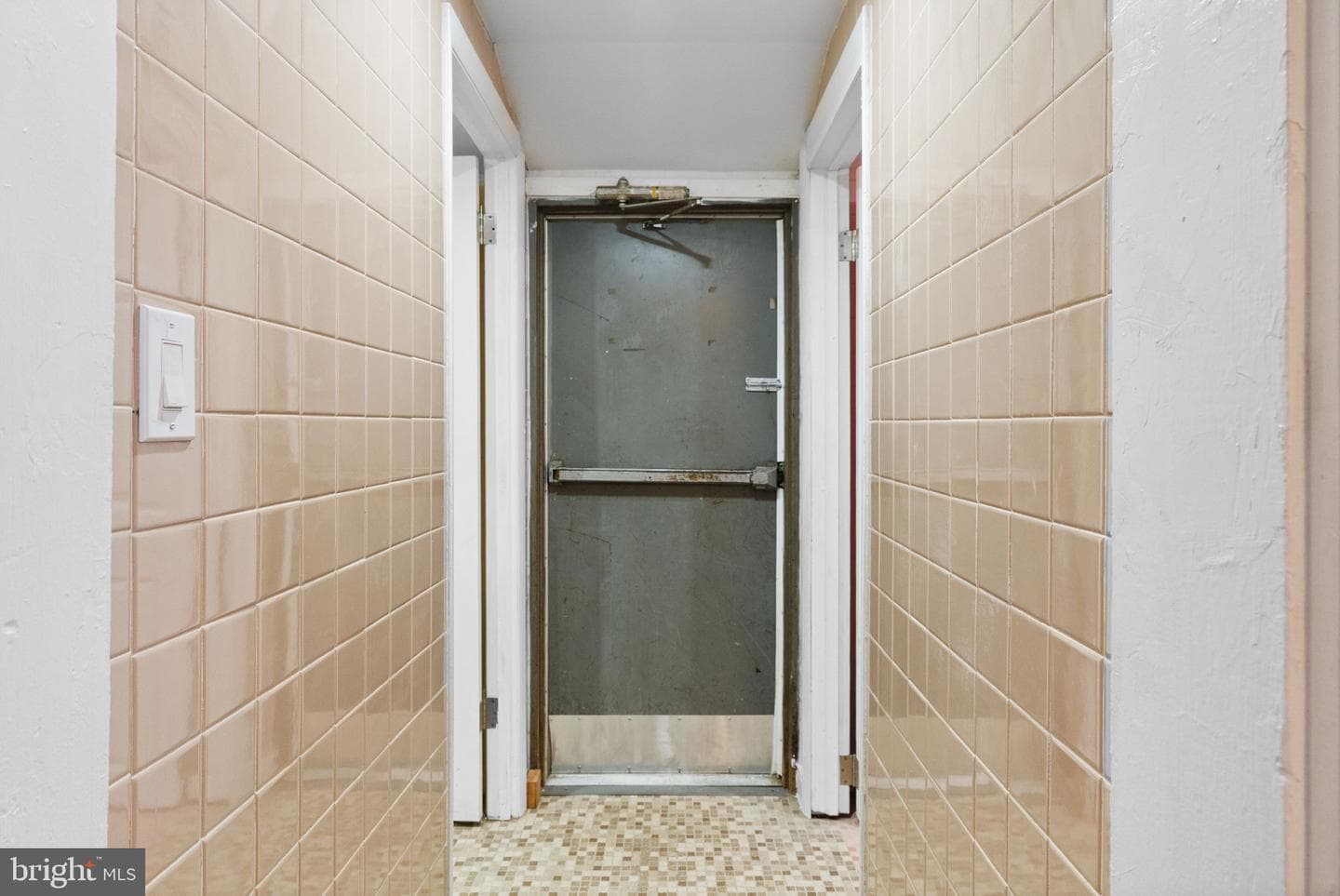 620 George Street photo 17