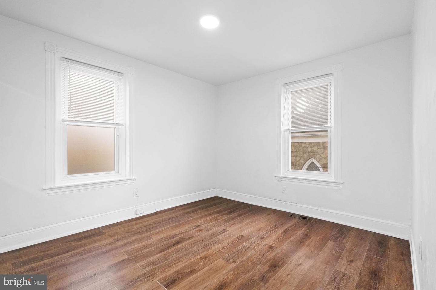 620 George Street photo 23