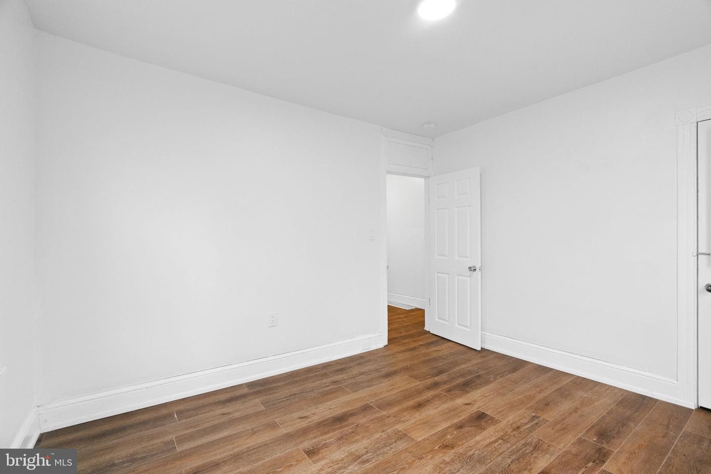 620 George Street photo 25