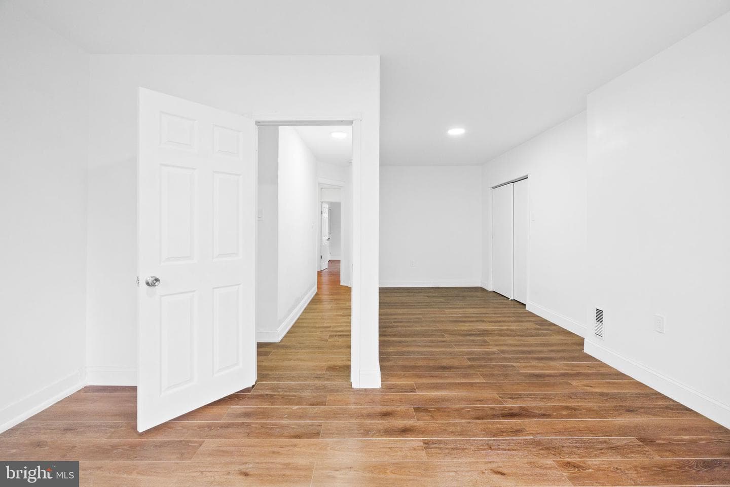 620 George Street photo 34