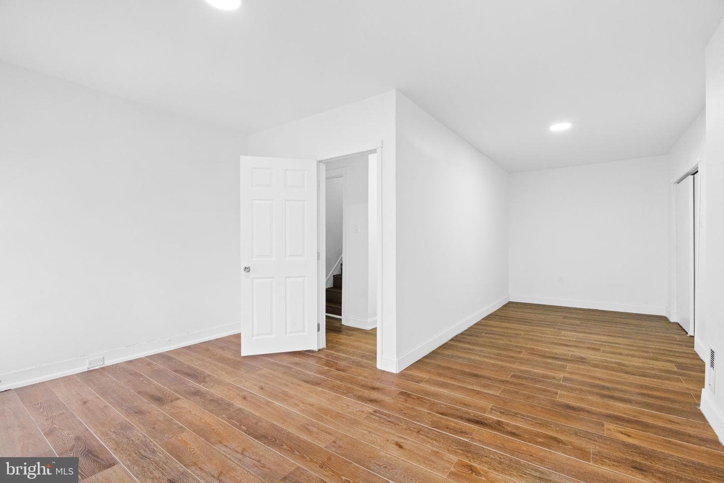 620 George Street photo 35
