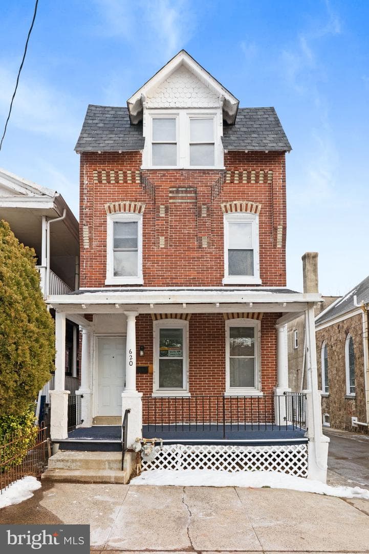 620 George Street photo 45