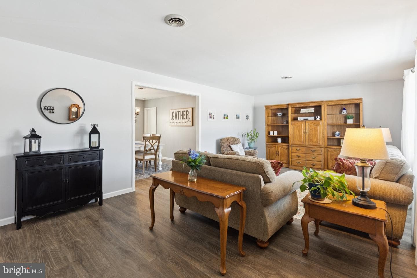 404 Enfield Road photo 13