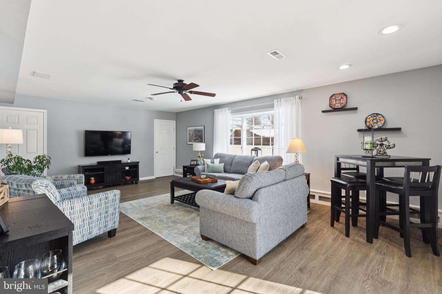 404 Enfield Road photo 14