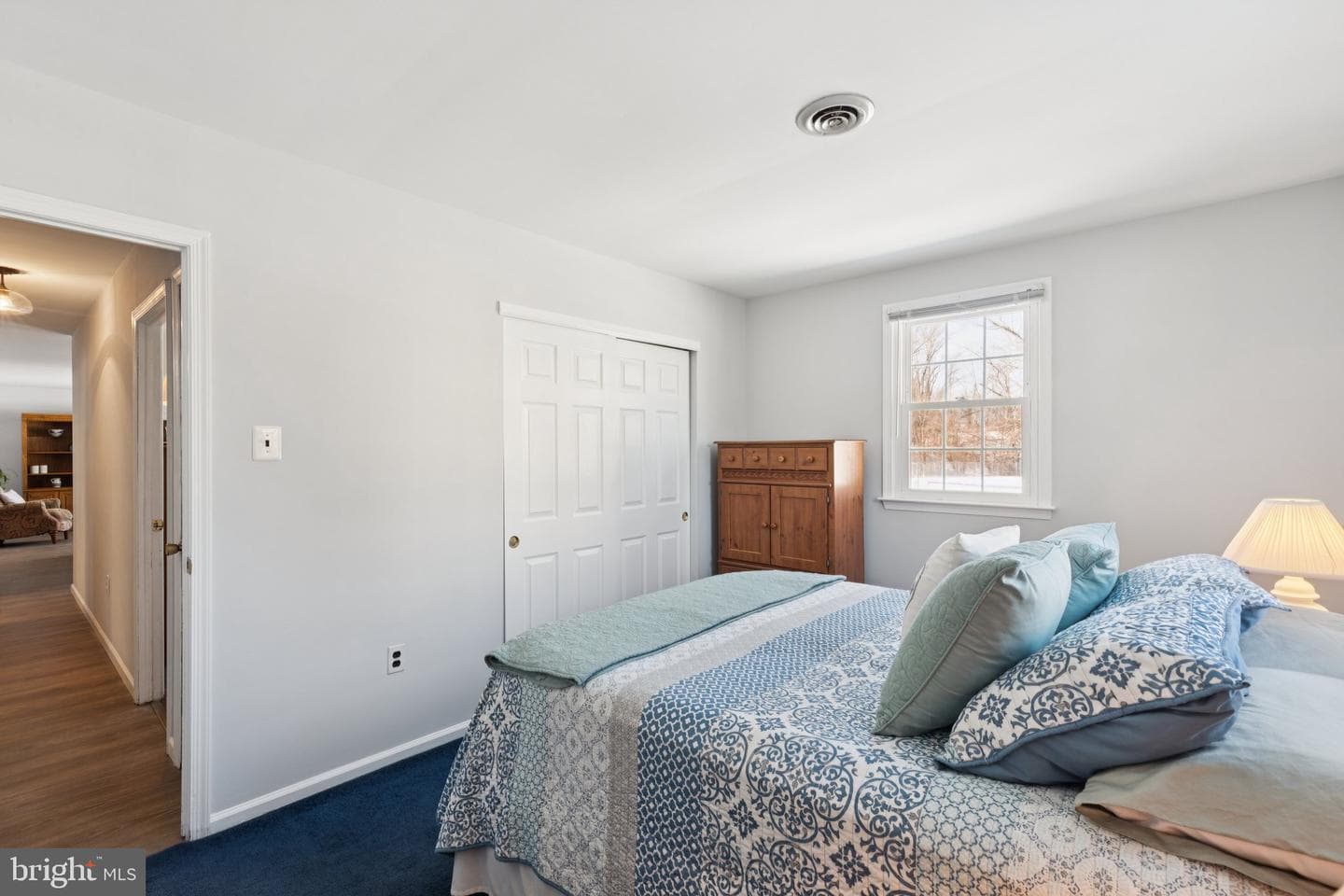 404 Enfield Road photo 24