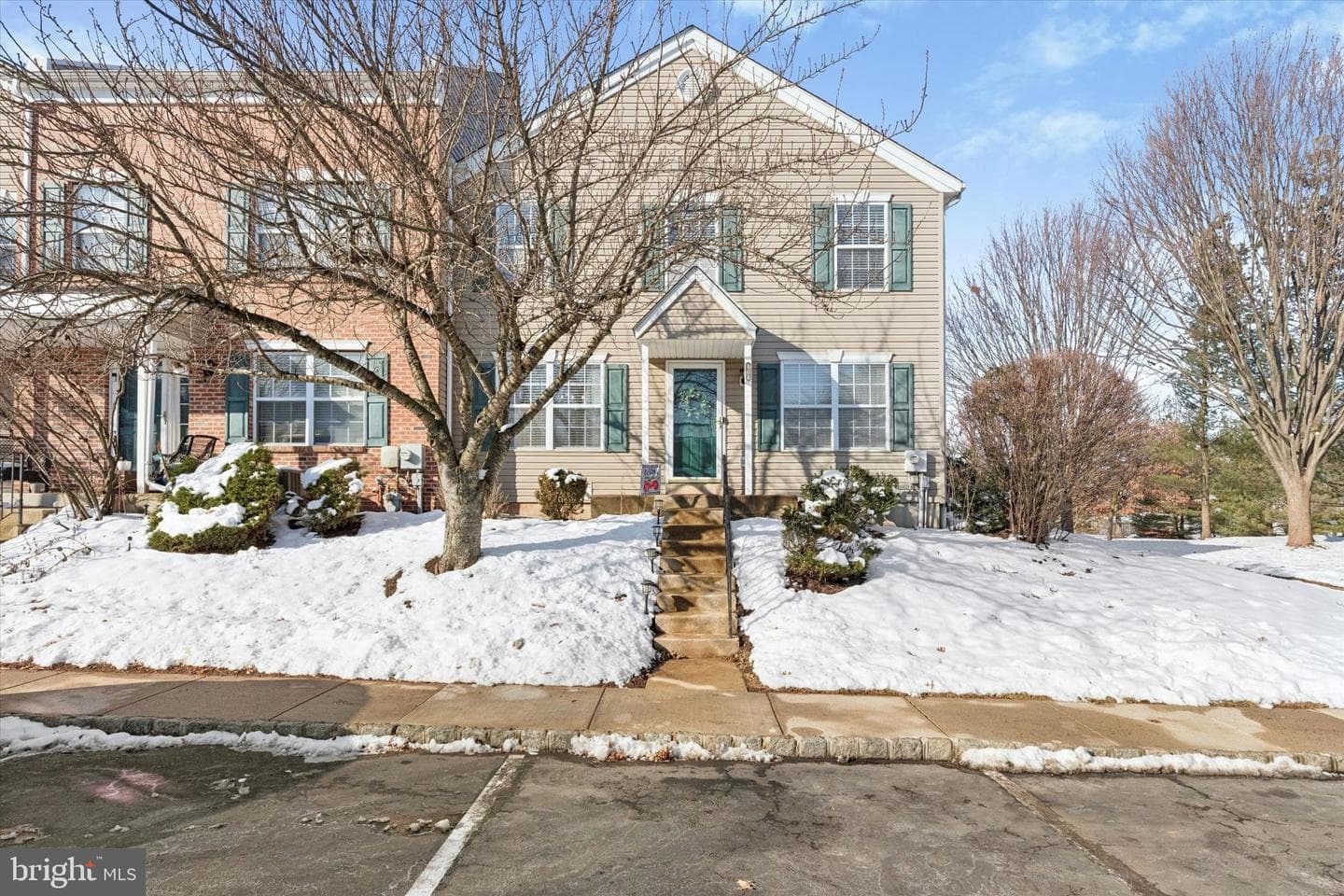 104 Providence Court photo 1