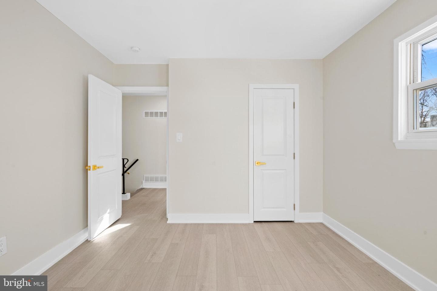 1717 Crestview Avenue photo 20