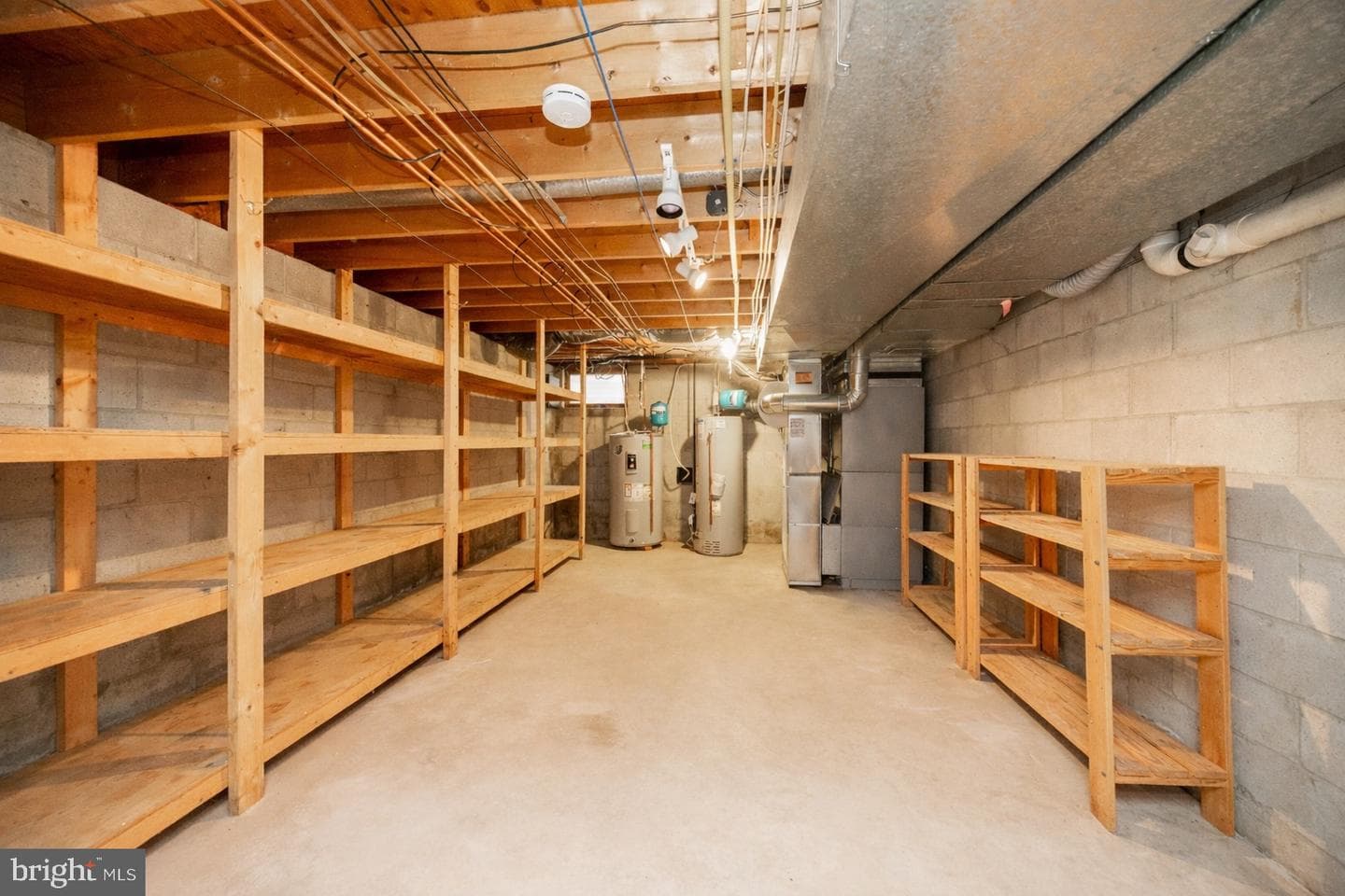 2041 Spring Valley Road photo 19
