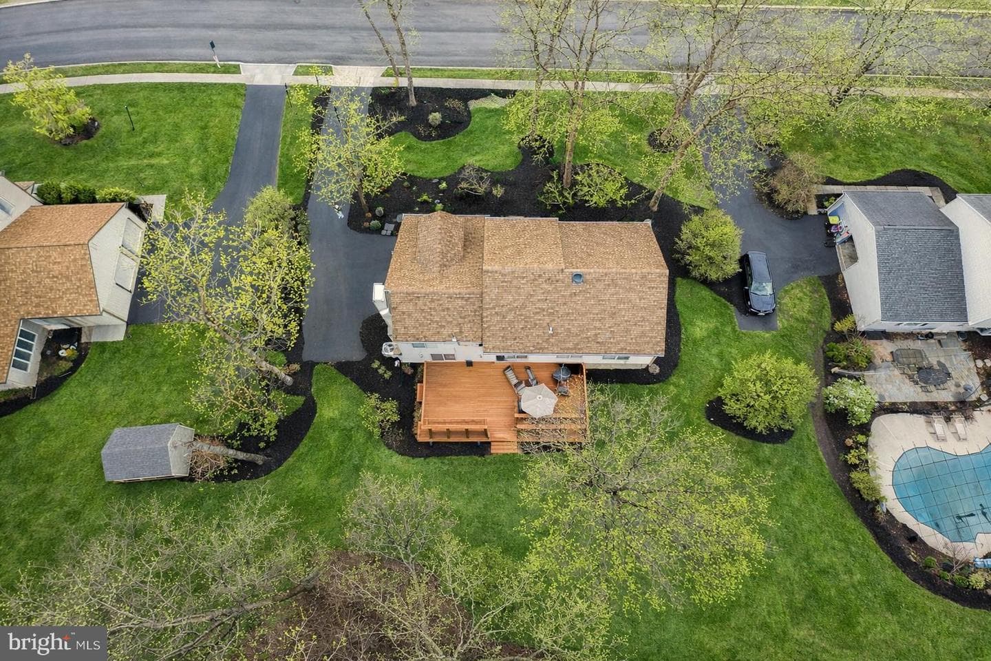 2041 Spring Valley Road photo 4