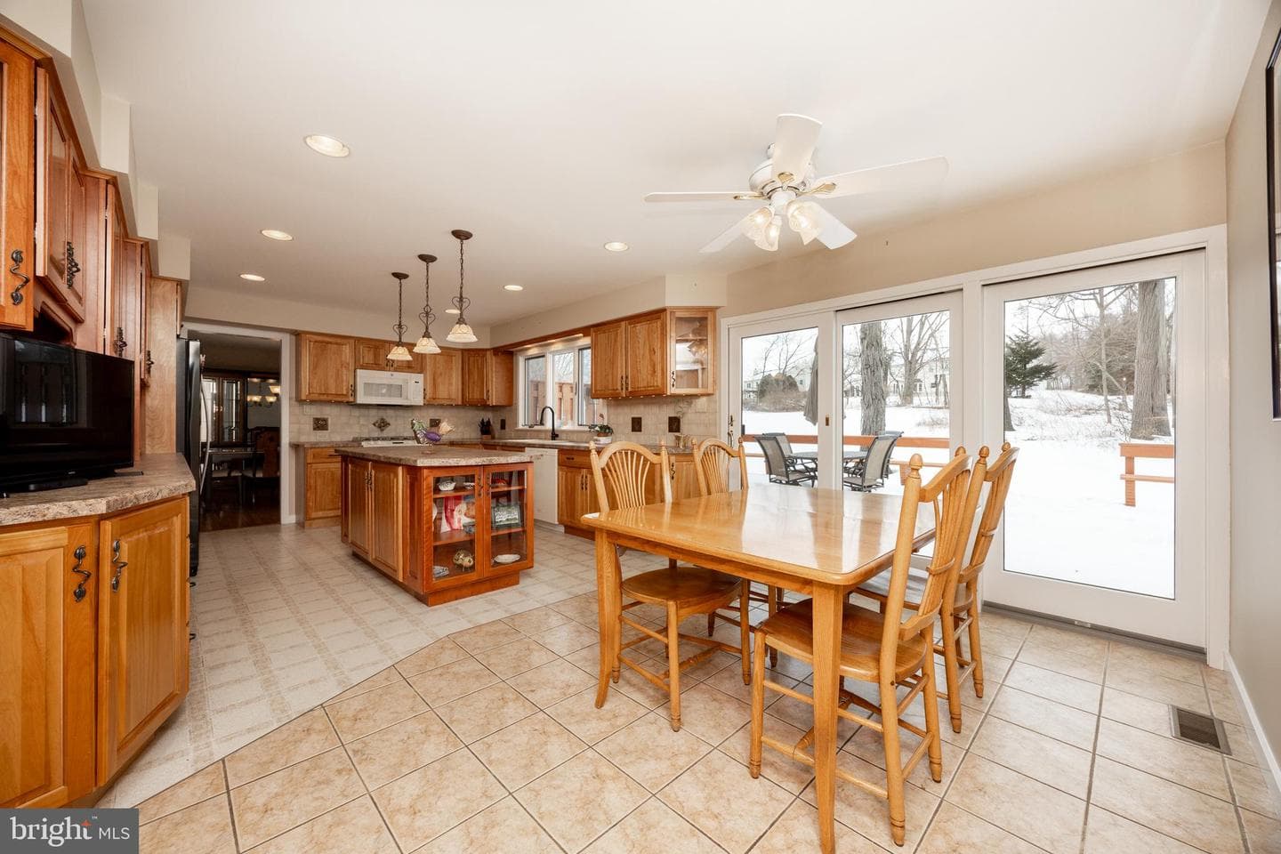 2041 Spring Valley Road photo 9