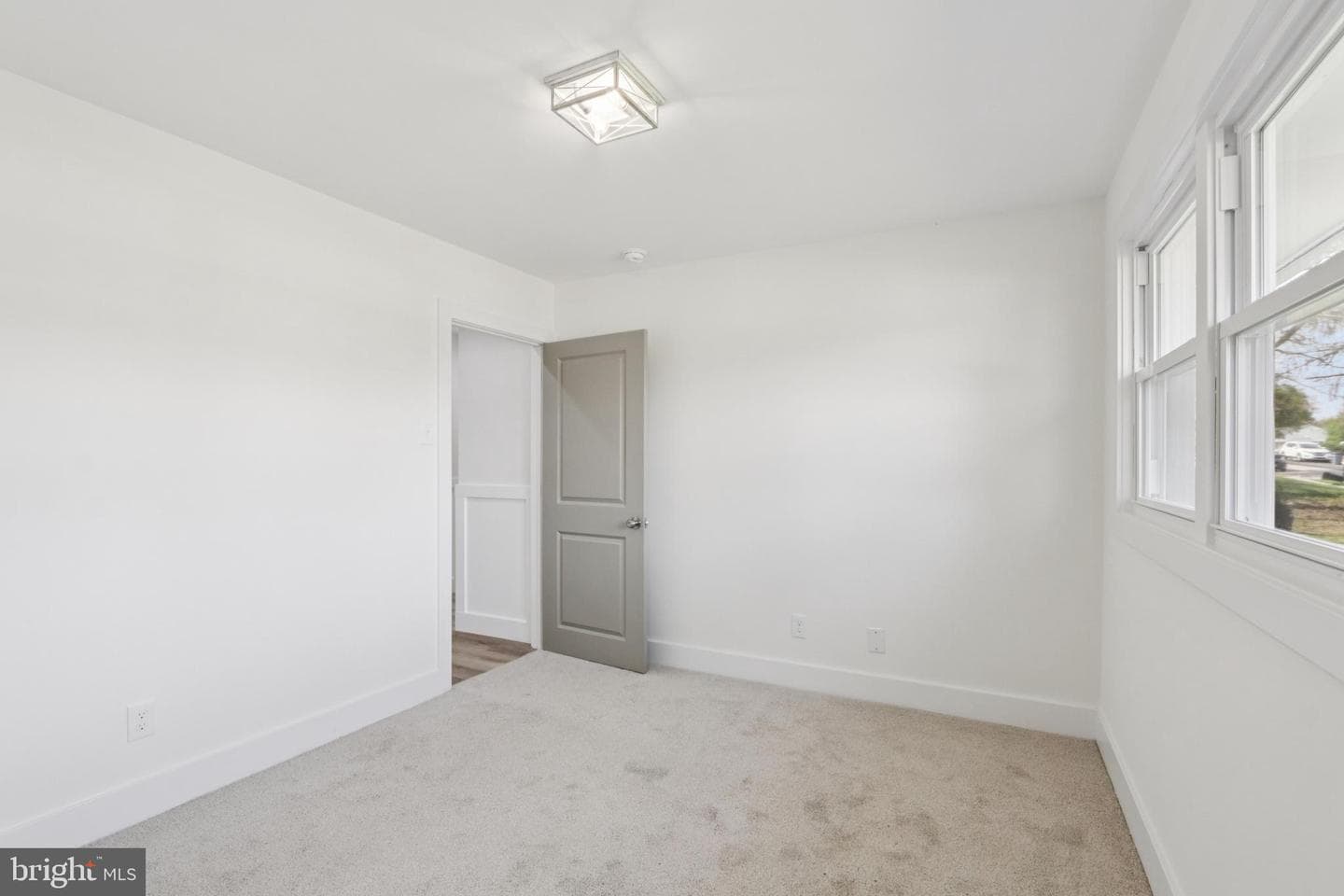 1306 Stotesbury Avenue photo 31