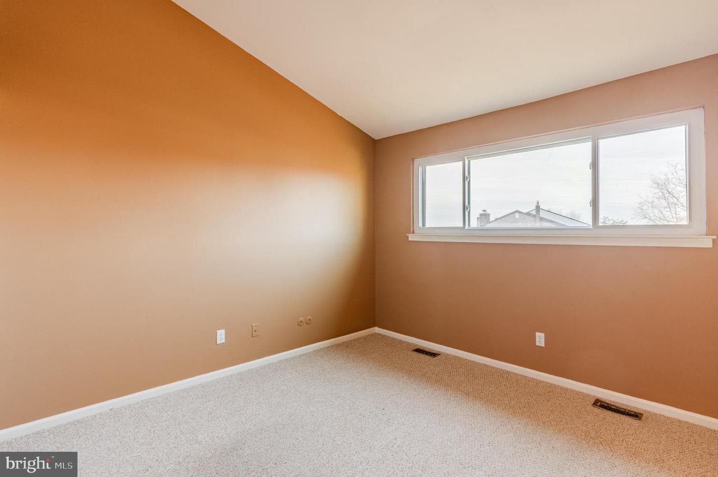 2400 Honey Run Road photo 25