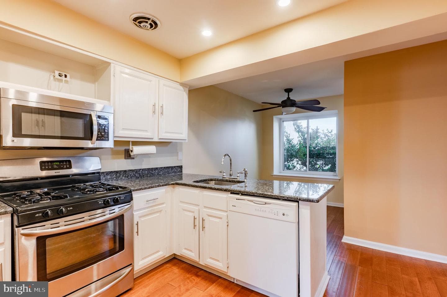 2400 Honey Run Road photo 5