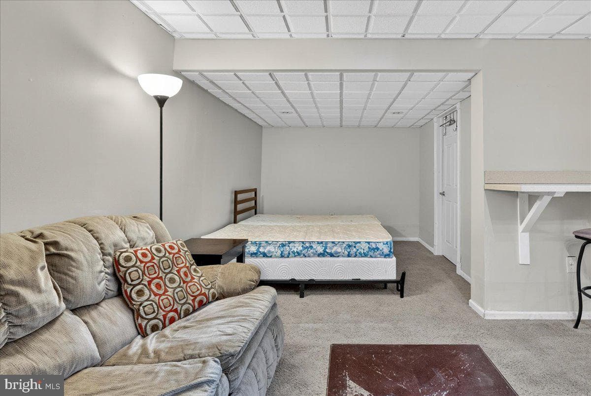 1158 Grove Street photo 22