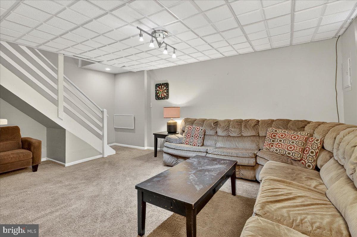 1158 Grove Street photo 23
