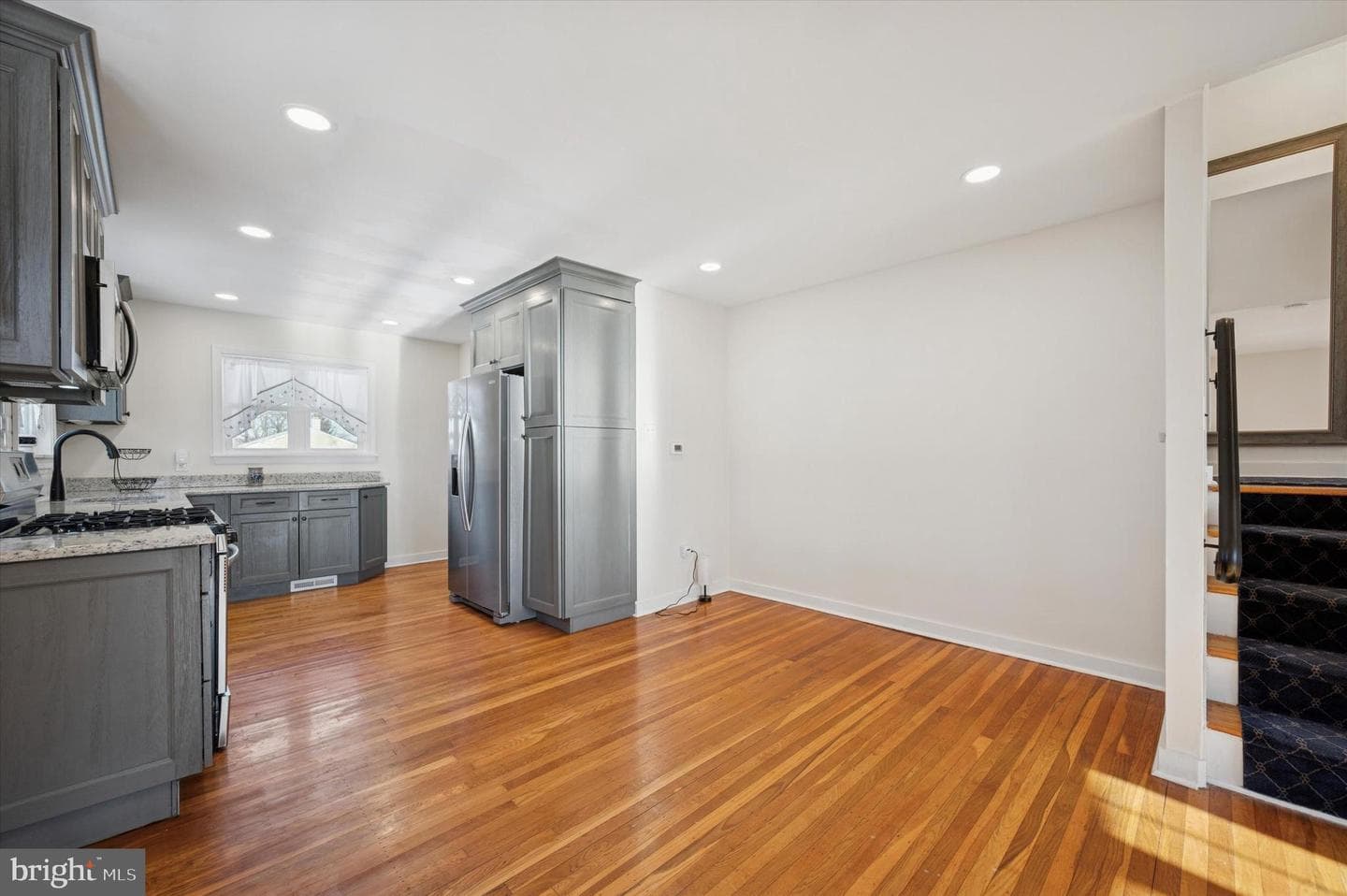 616 Tennis Avenue photo 4