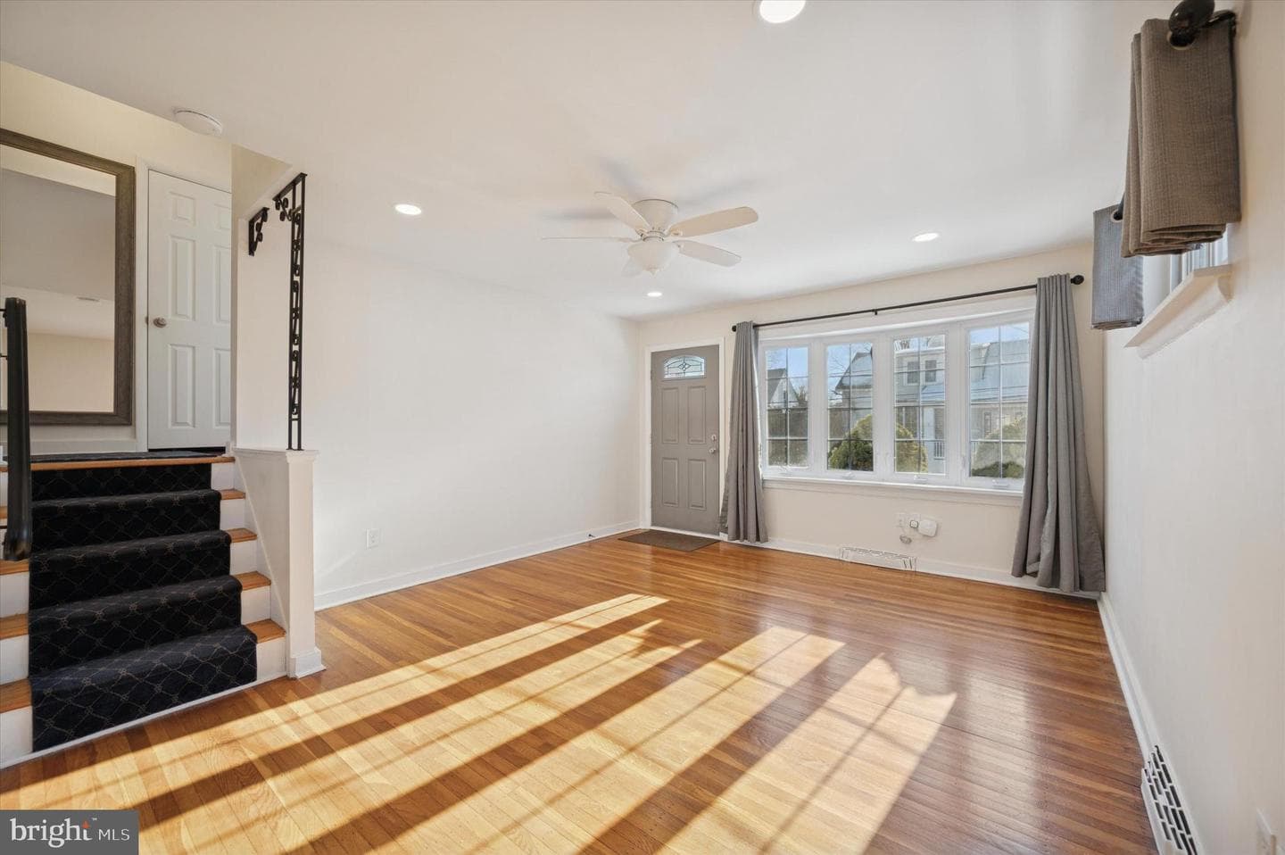 616 Tennis Avenue photo 5