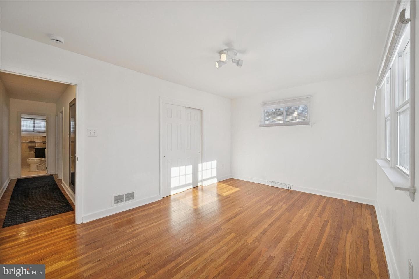 616 Tennis Avenue photo 7