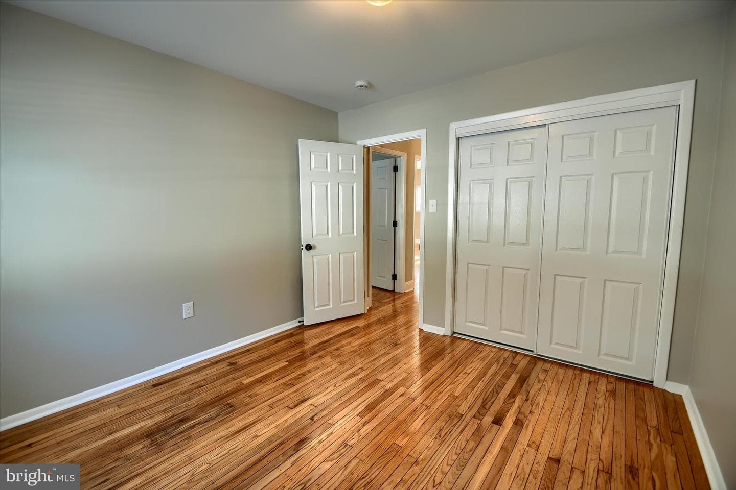 958 Longview Road photo 18