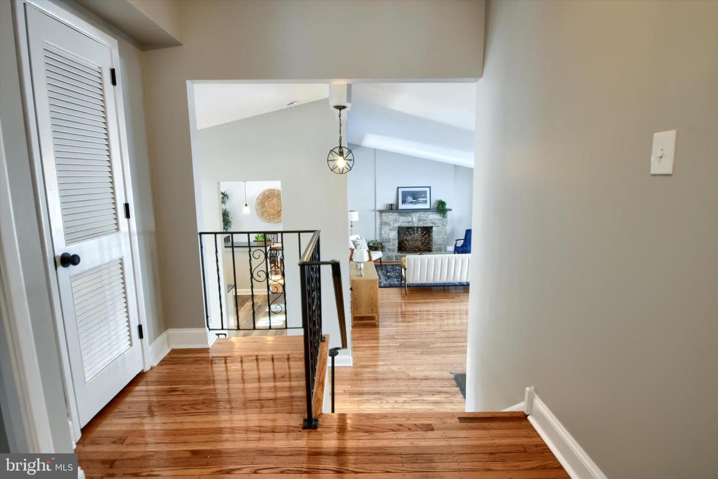 958 Longview Road photo 30