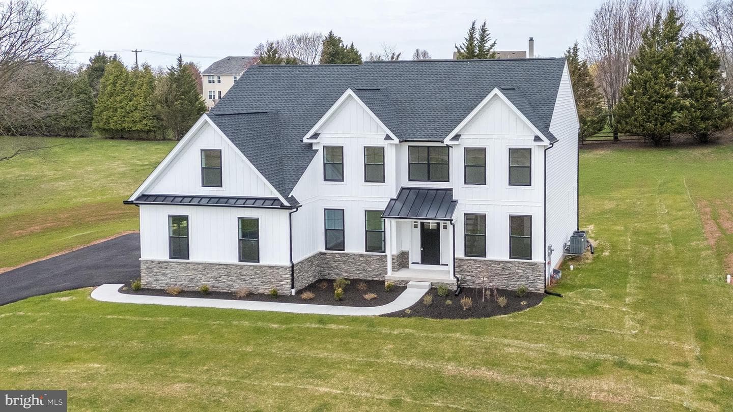 209 Old State Rd, Royersford
