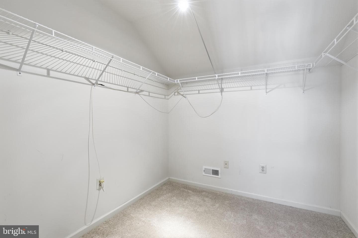 41 Stuart Dr photo 27