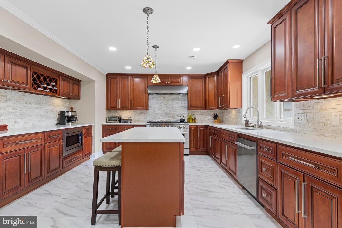 1351 Bobarn Drive photo 11