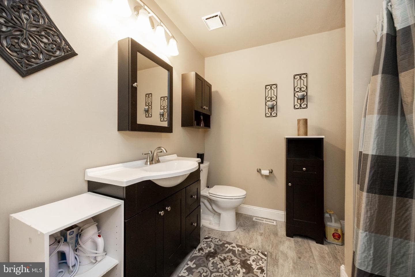 227 Jonathan Drive photo 15