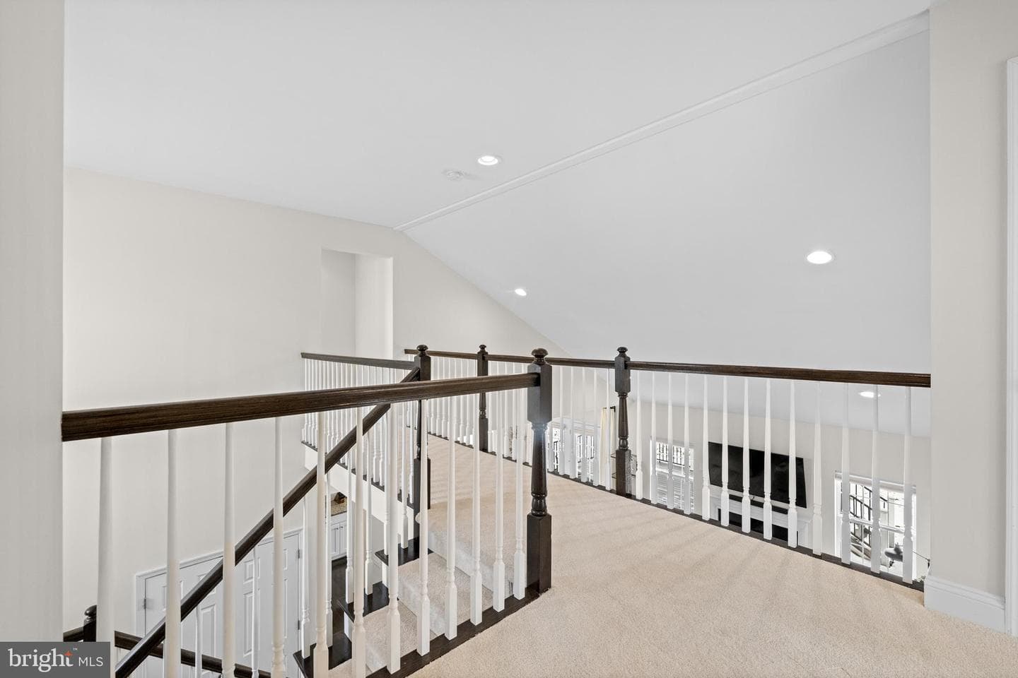 219 Sumner Court photo 21