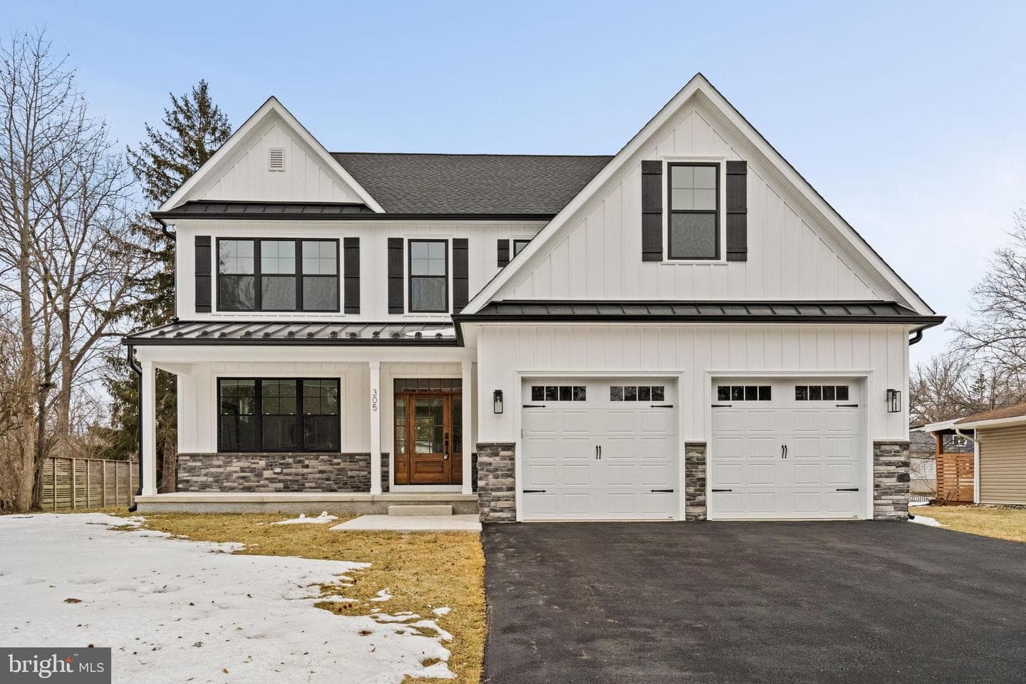 305 Glenway Road photo 1