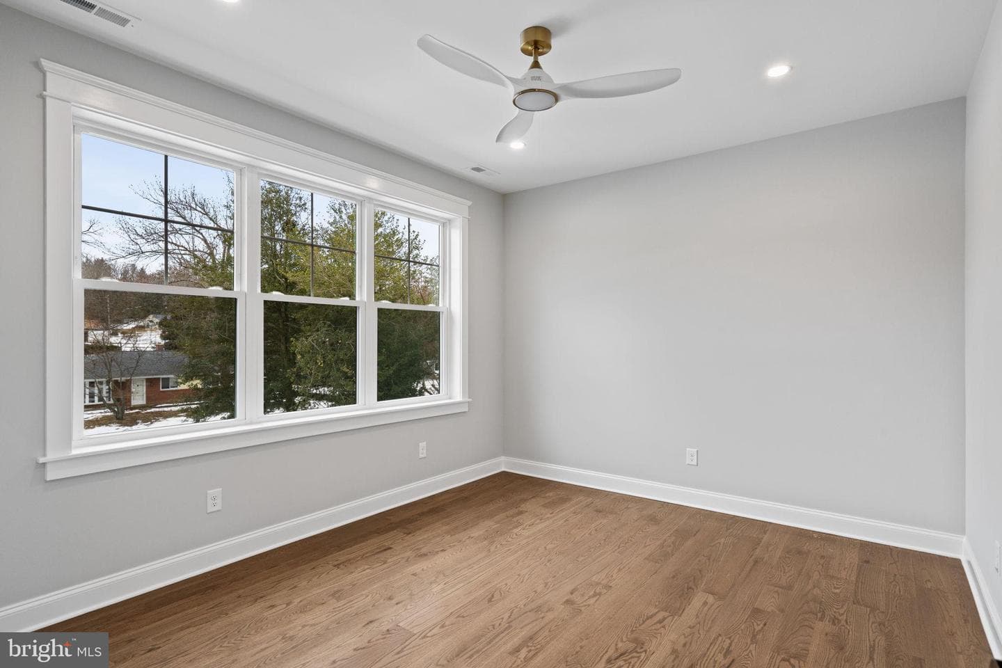 305 Glenway Road photo 65