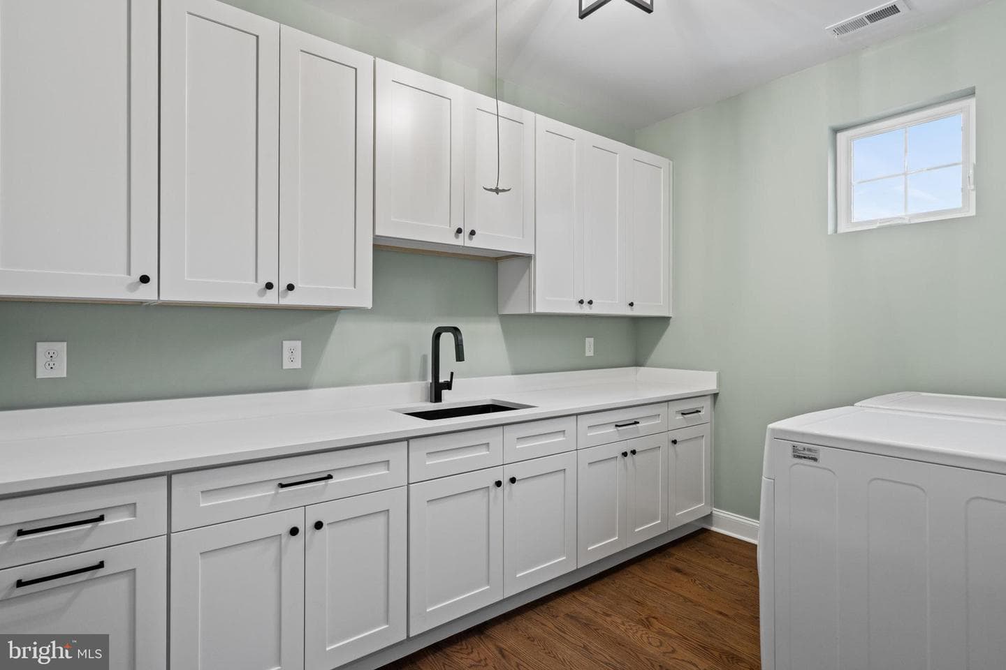 305 Glenway Road photo 87