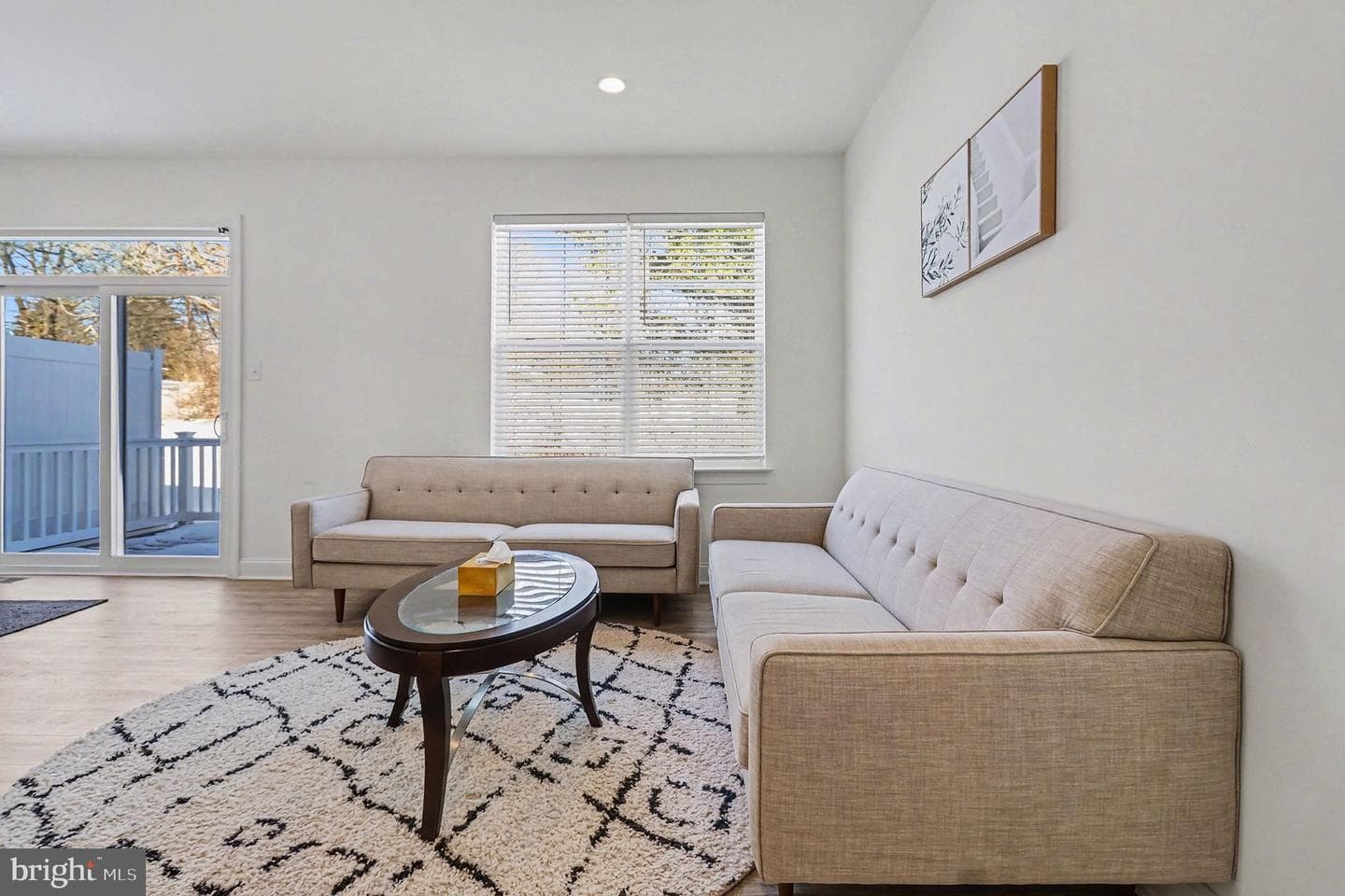 202 Arch Way photo 5