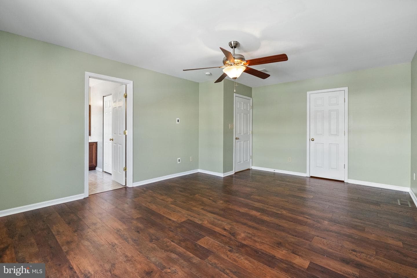 101 Green View Drive photo 20