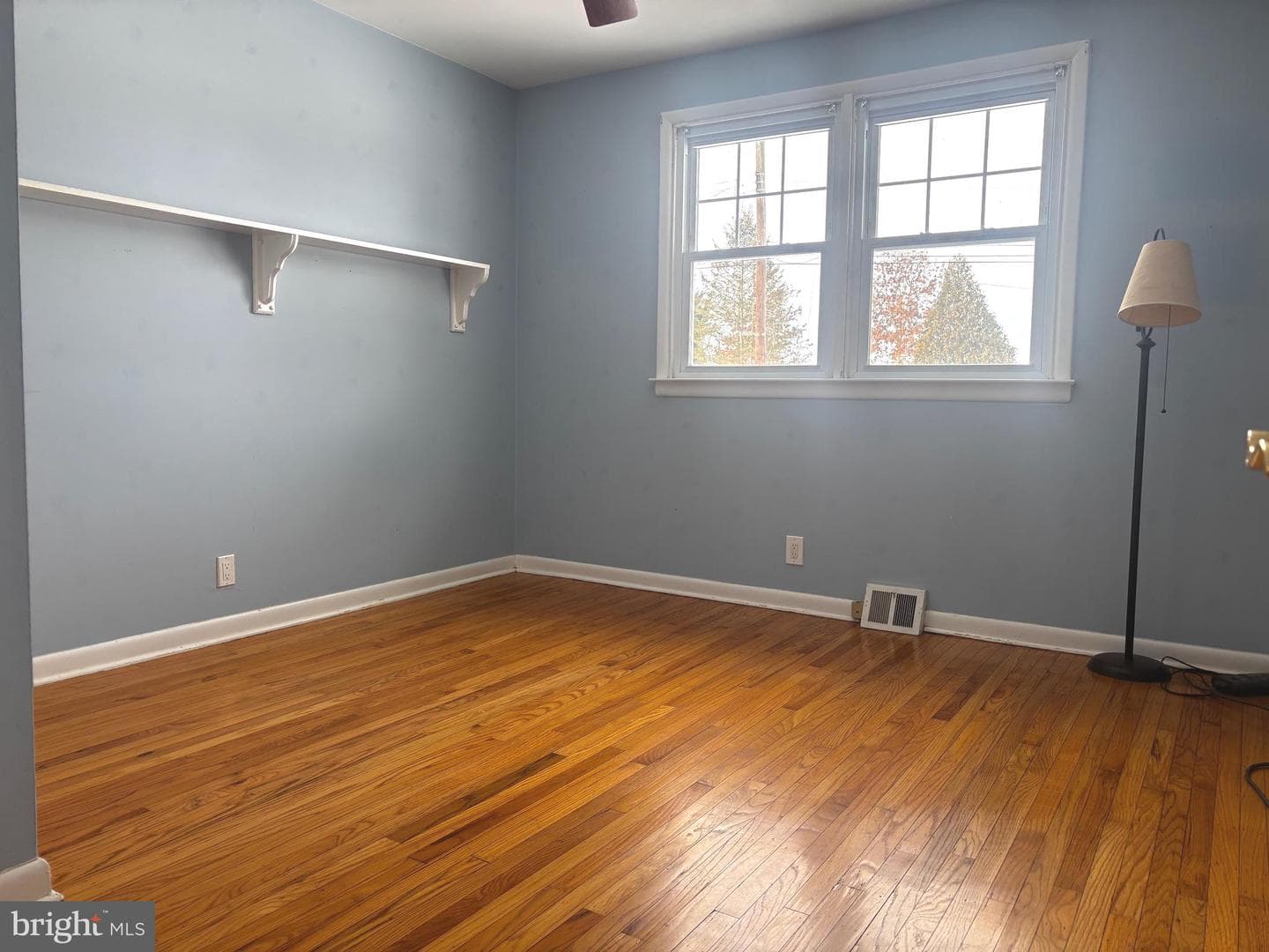 534 Barbara Drive photo 12