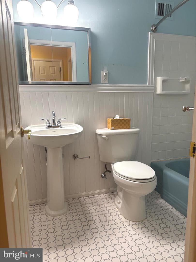 534 Barbara Drive photo 13