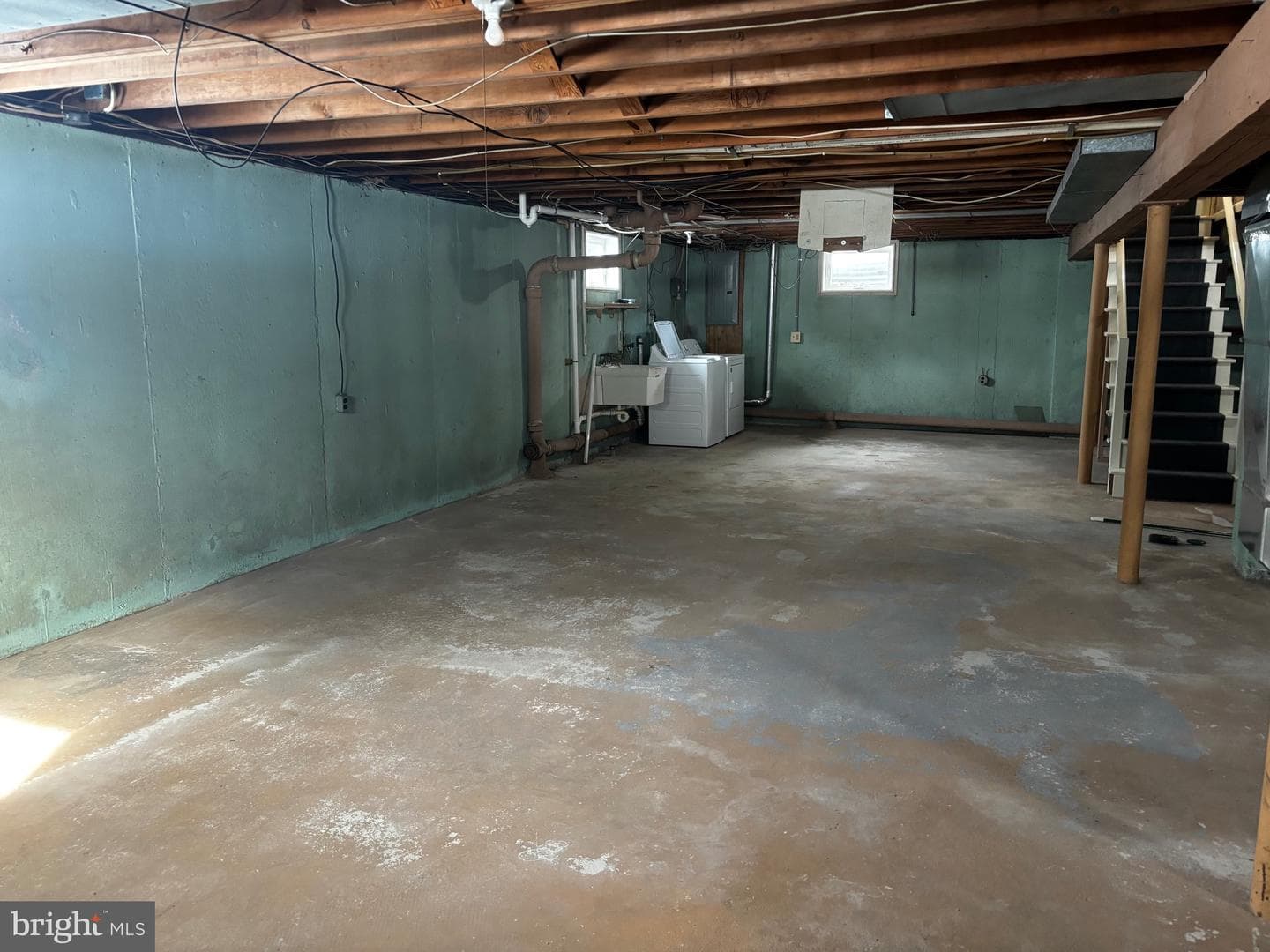 534 Barbara Drive photo 19